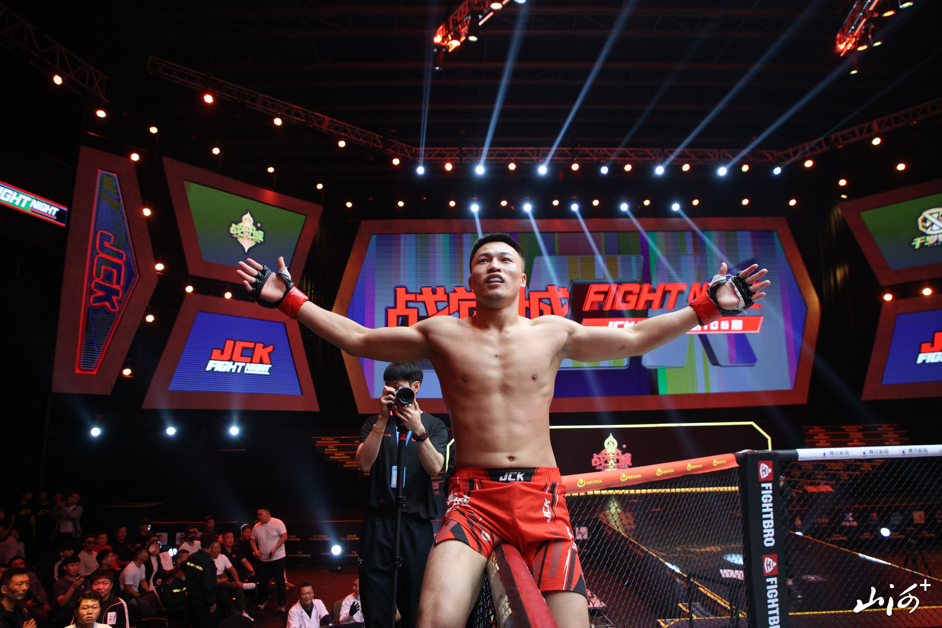 那尔太闪电获胜