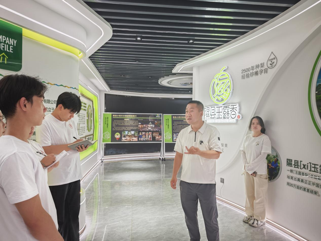 青春执笔,为乡土品牌添彩——山西大学生变身“品牌推荐官”