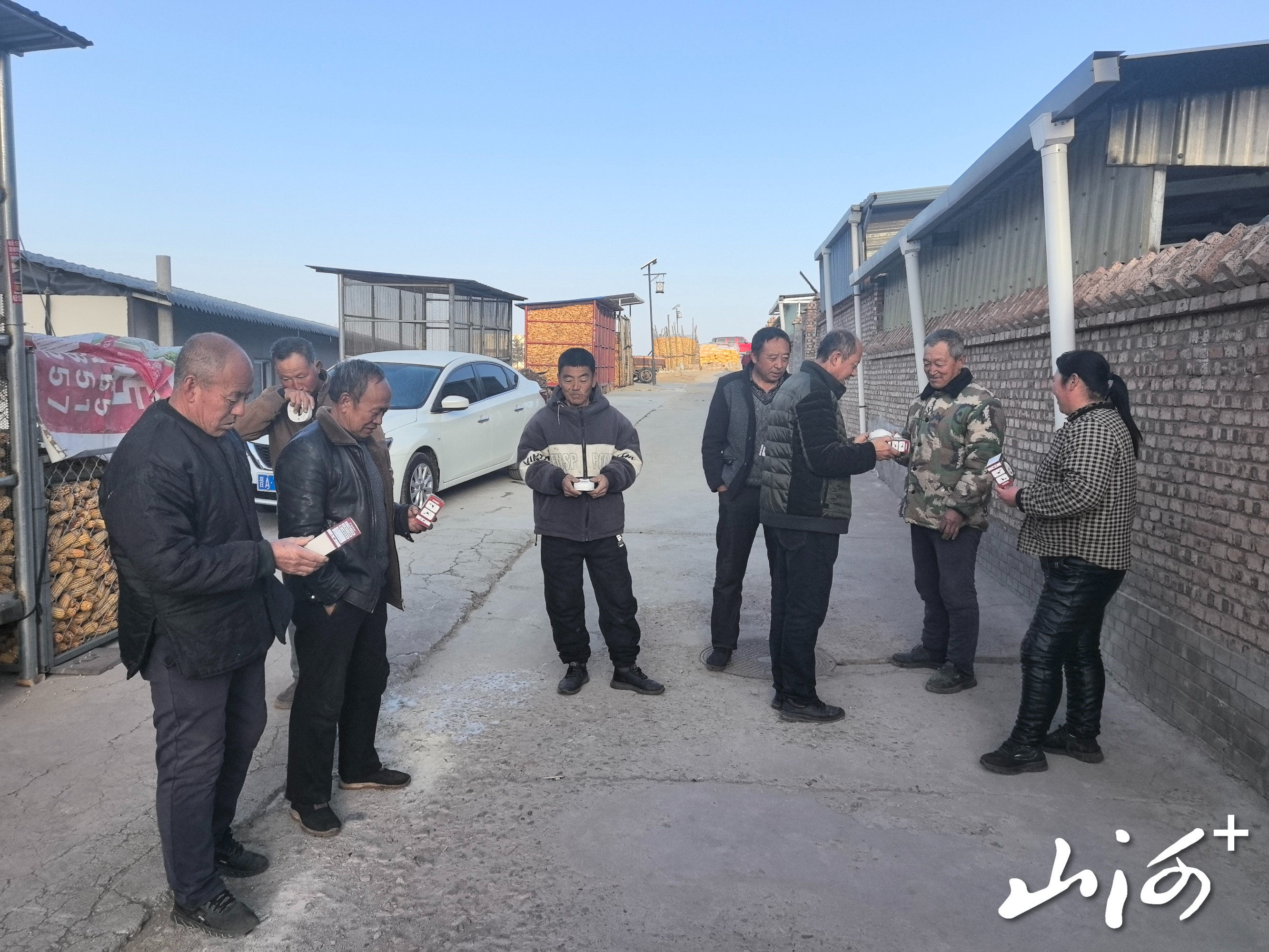 发放烟雾报警器