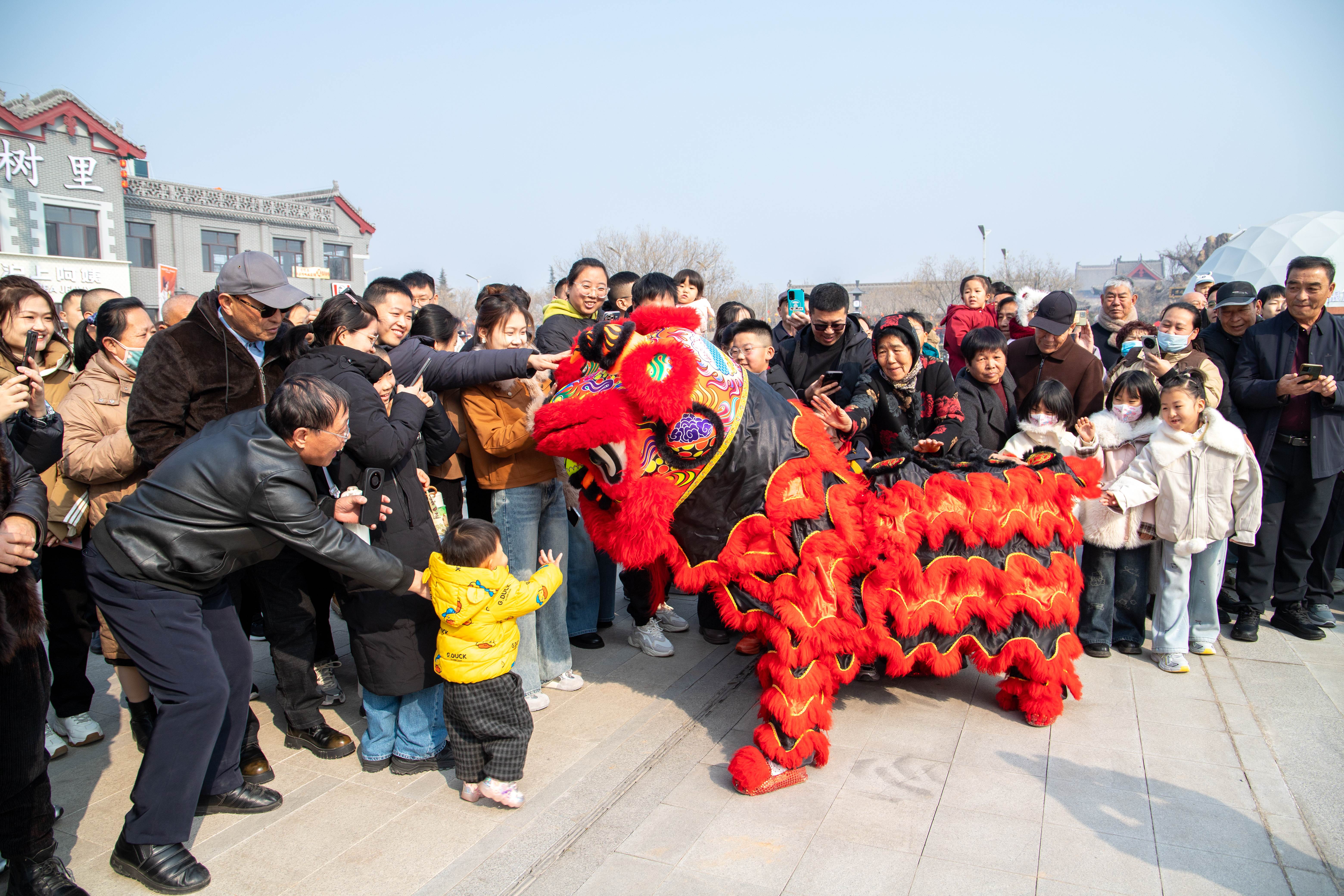 精彩的互动表演