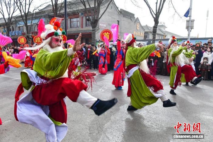 山西朔州年味浓非遗闹春引客来