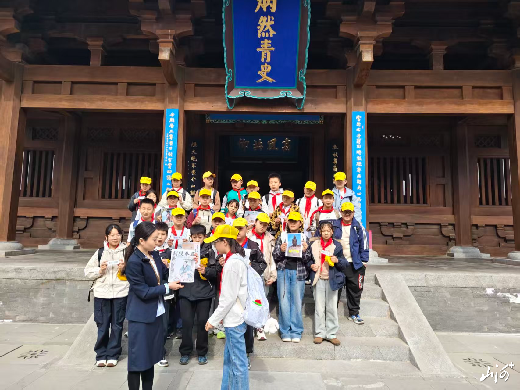 366bf88ef399f68d9a31a2145ac4ff0a