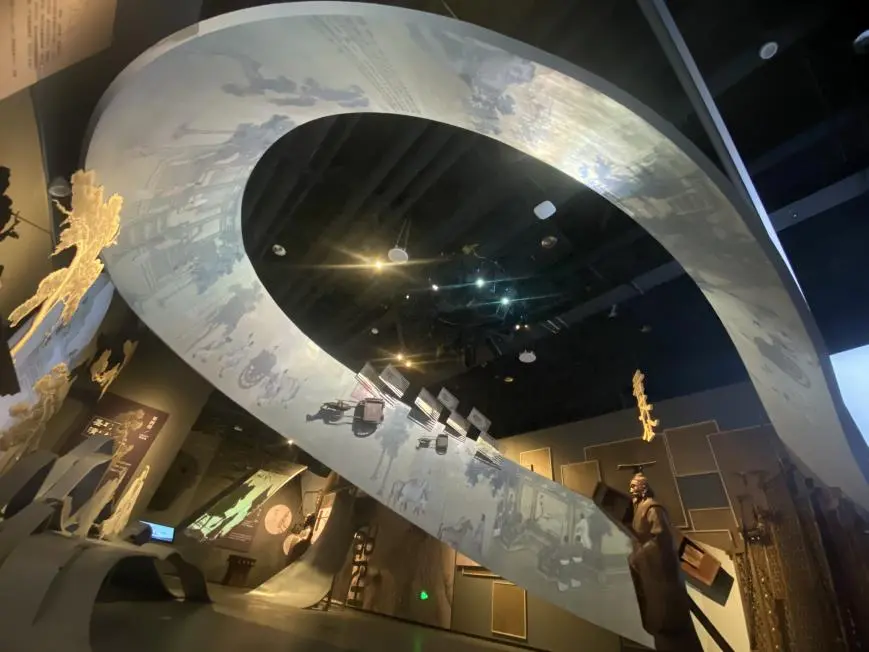 池盐孕古邑 戏台映河东