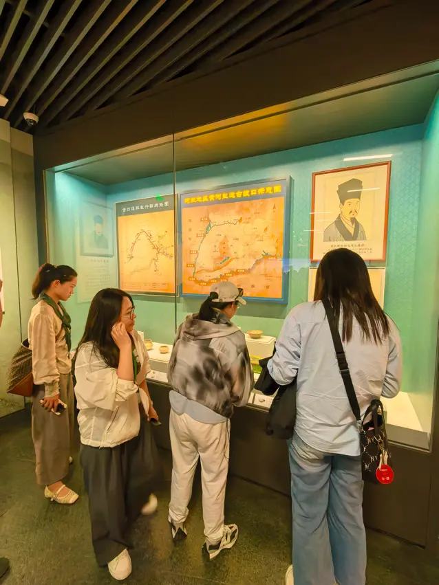 池盐孕古邑 戏台映河东