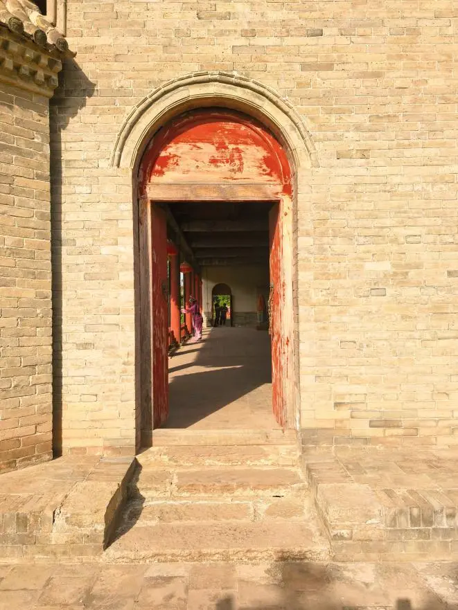 池盐孕古邑 戏台映河东