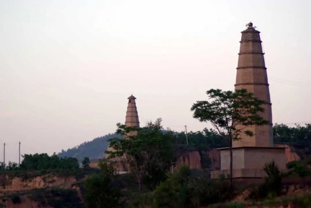 13fed8c3ab571fc37f0b51038150986.jpg